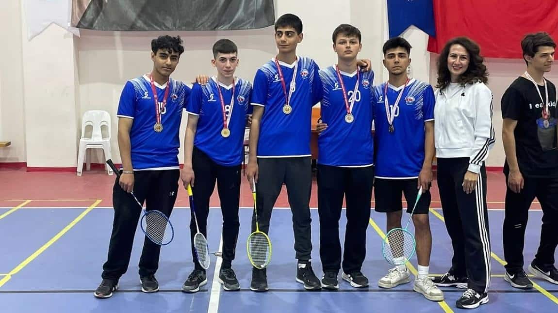 Badminton Branşında da Şampiyon !